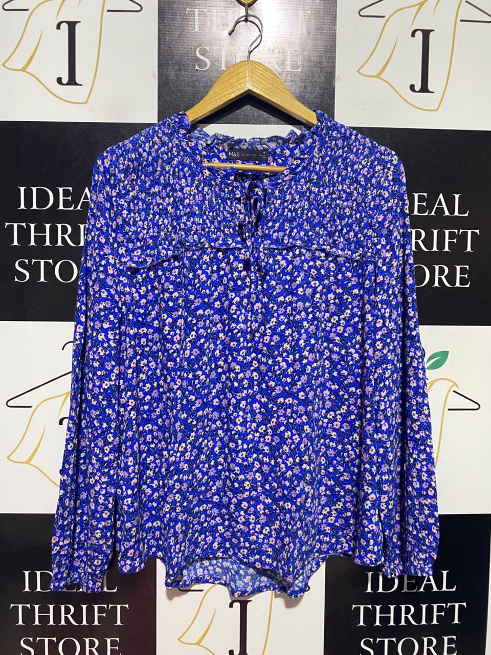 M&S |L| BUST 24| B48| CHARMING ROYAL BLUE FLORAL BLOUSE WITH SMOCKED YOKE AND TIE-NECK