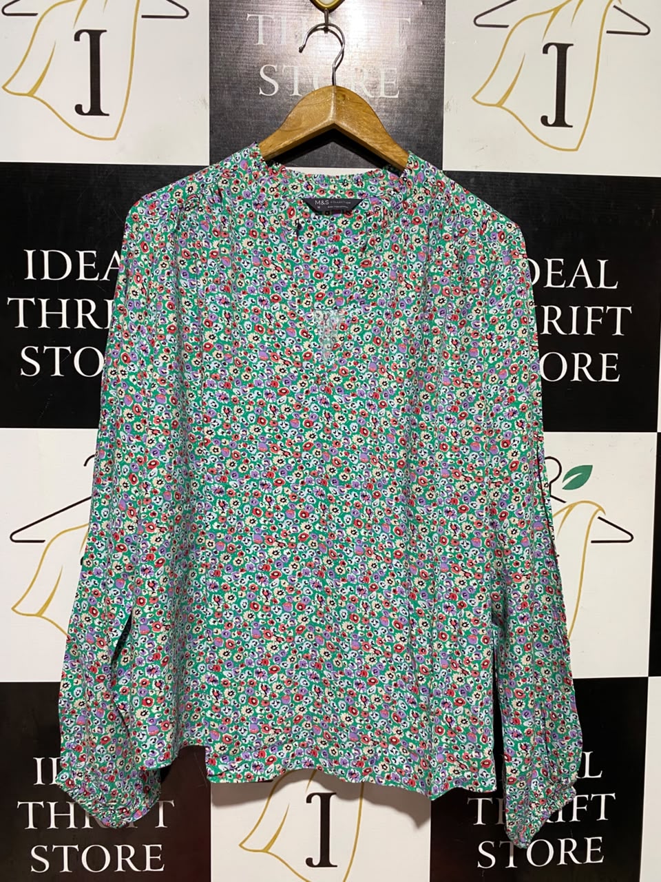 M&S |L| BUST 24| B48| VIBRANT GREEN DITSY FLORAL V-NECK BLOUSE WITH LONG SLEEVES