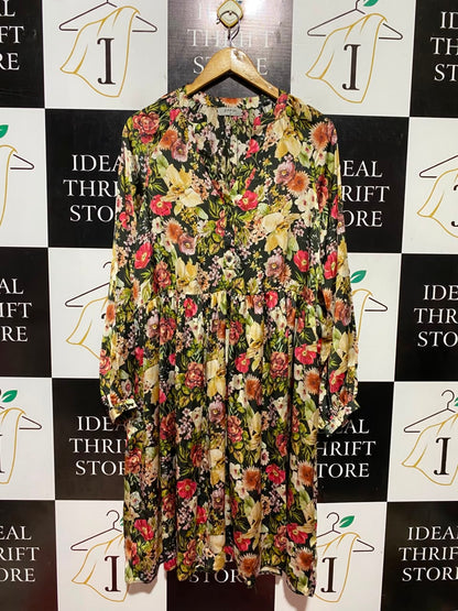 SOON |L| BUST 21| B48| EXQUISITE DARK MAXI DRESS IN MULTICOLOR BOTANICAL PRINT WITH V-NECK