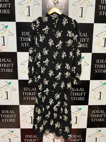 NEW LOOK |M| BUST 17| B48| VINTAGE BLACK FLORAL MAXI DRESS WITH RUFFLED YOKE AND TIED CUFFS