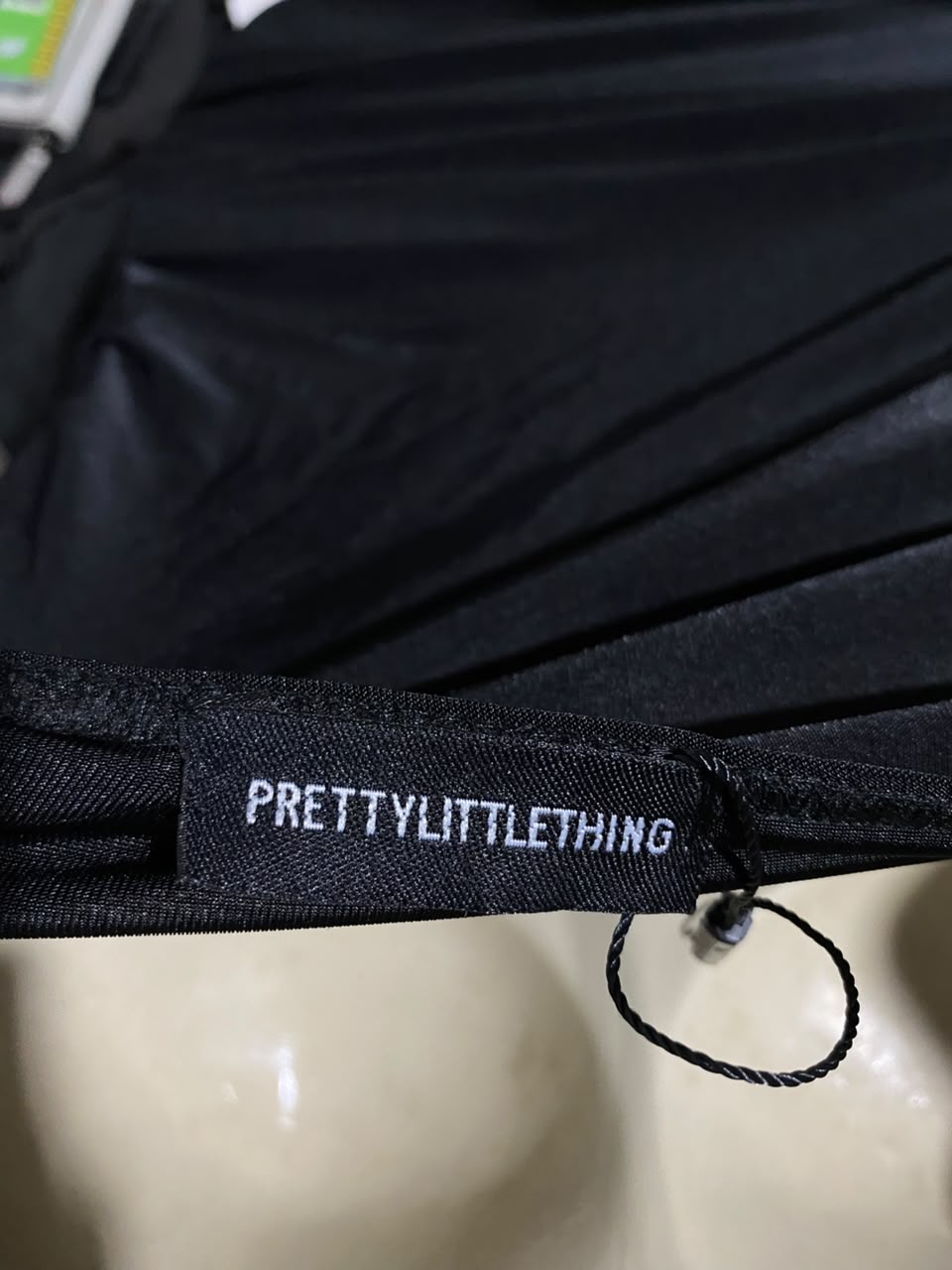 PRETTYLITTLE THING |S| BUST 14| B48| BLACK SLINKY RUCHED BODYCON MAXI DRESS WITH SPAGHETTI STRAPS