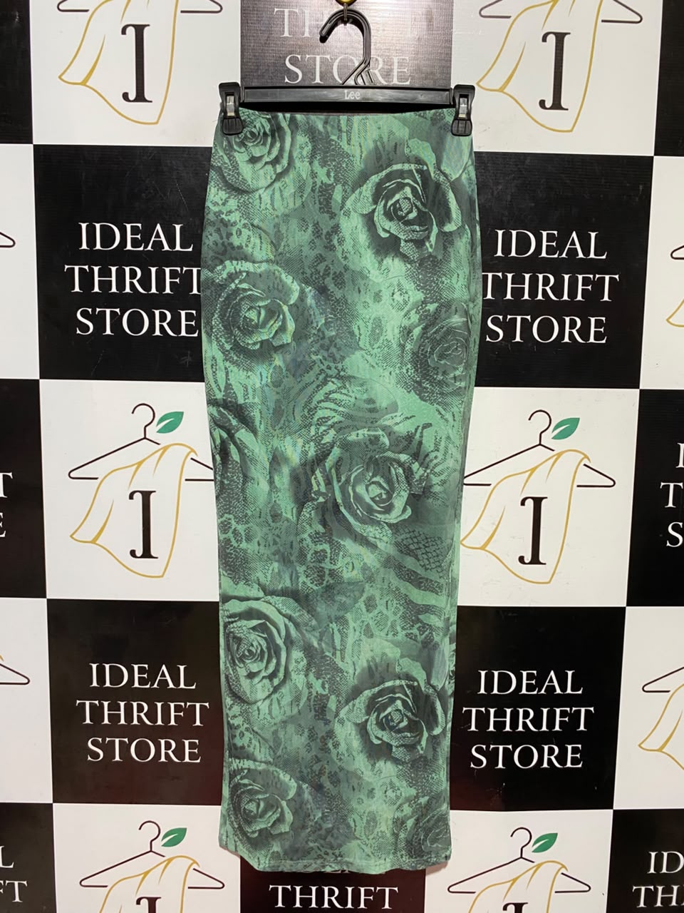 SHEIN |XS| WAIST 23| B48| EMERALD GREEN ROSE PRINT MAXI SKIRT WITH REPTILE TEXTURE DETAIL