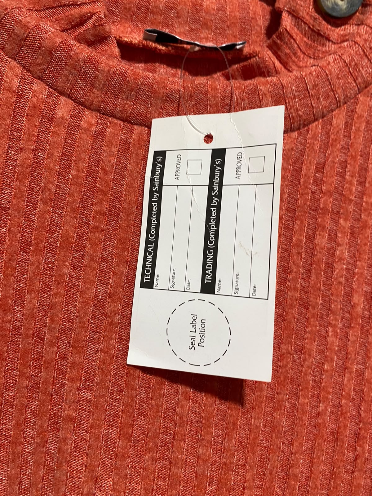 TU WOMAN |M| BUST 20| B50| RUST ORANGE RIBBED KNIT MOCK NECK SWEATER WITH SHOULDER BUTTON