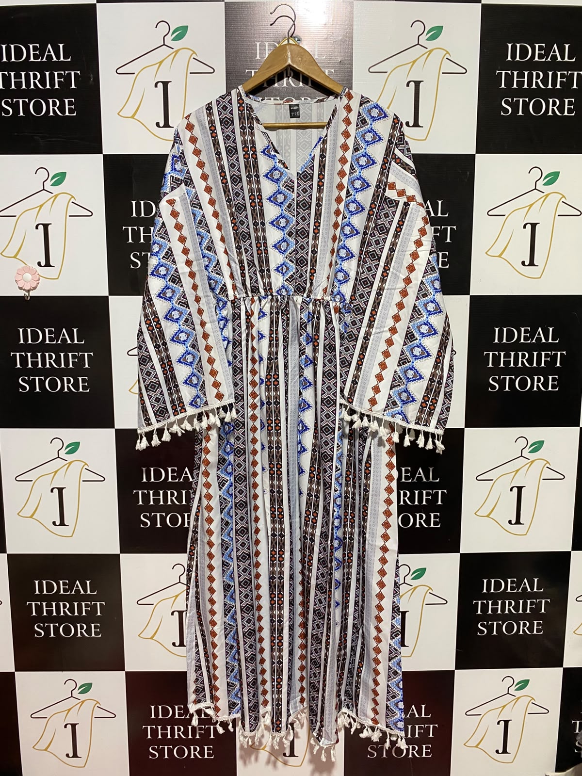 NYL & DFY |XL| BUST 19| B49| BOHO GEOMETRIC PRINT MAXI KAFTAN DRESS WITH TASSEL TRIM AND CINCHED WAIST