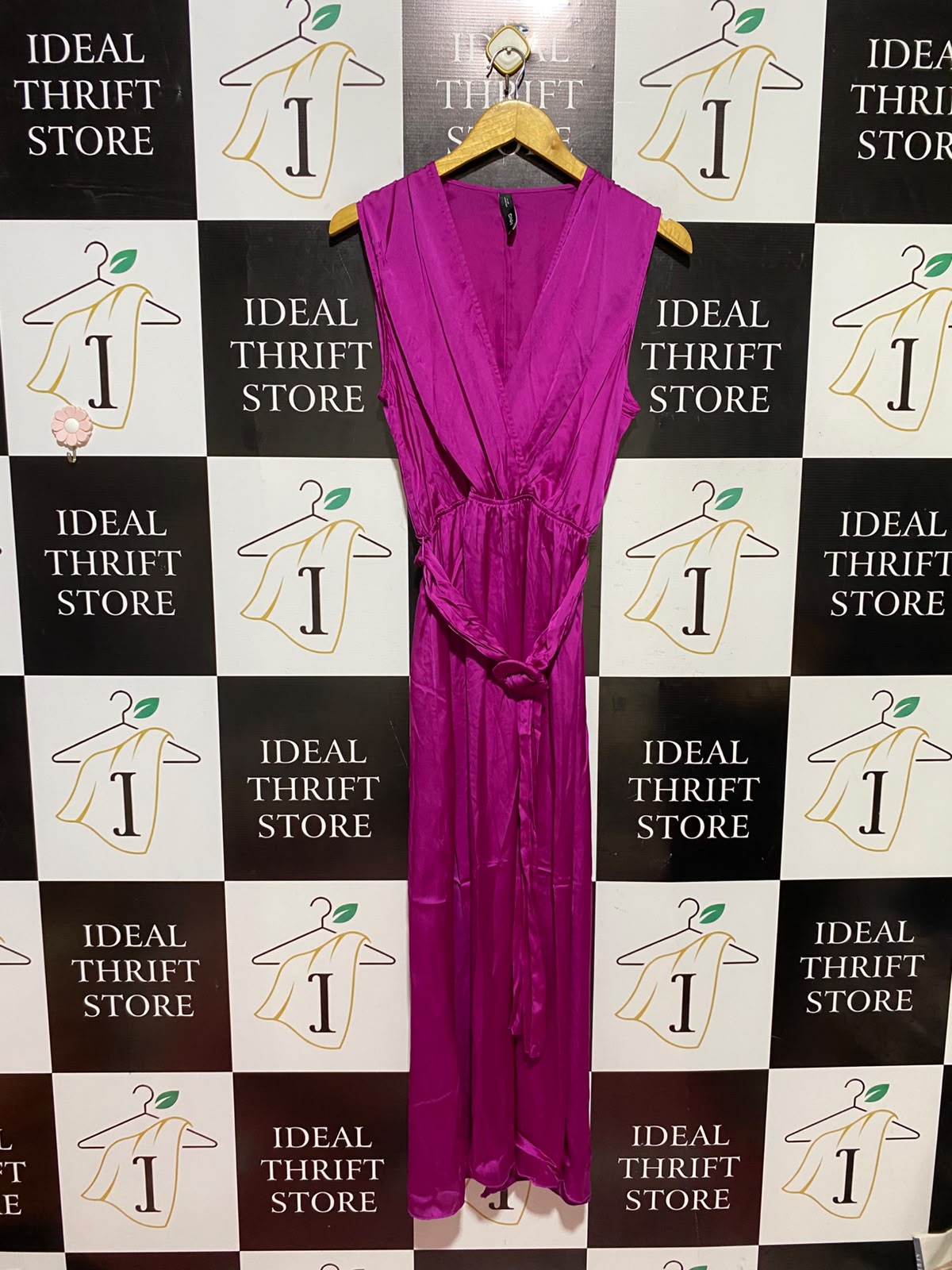 MNG |M| BUST 19| B49| VIBRANT MAGENTA SLEEVELESS SATIN MAXI DRESS WITH DEEP V-NECK AND MATCHING TIE-BELT