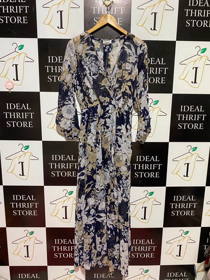 KATE LILY |M| BUST 18| B49| MONOCHROME AND SAGE FLORAL V-NECK WRAP MAXI DRESS WITH THREE-QUARTER SLEEVES