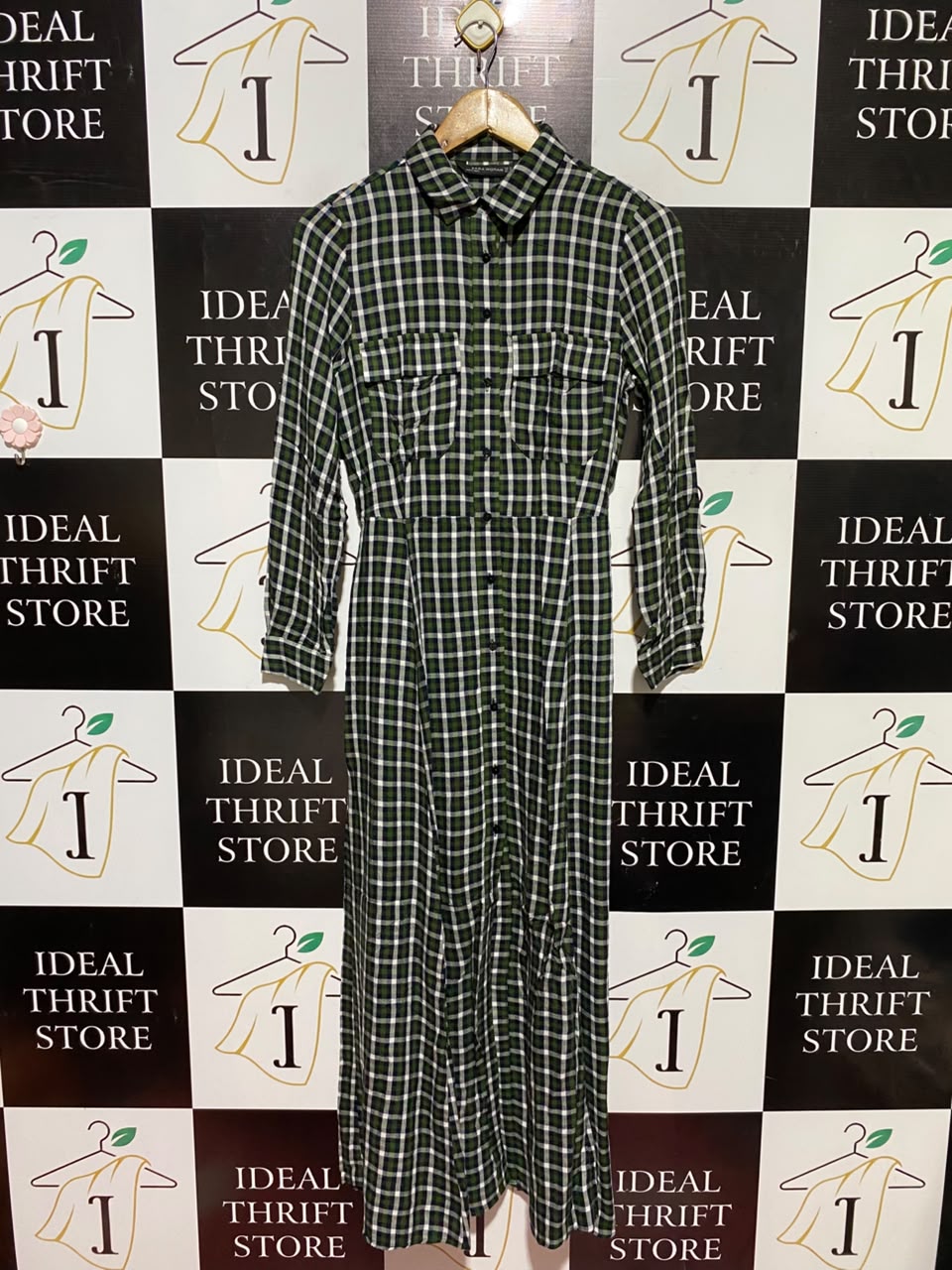 ZARA WOMAN |XS| BUST 17| B49| GREEN AND BLACK CHECKERED BUTTON-DOWN MAXI SHIRT DRESS WITH POCKETS