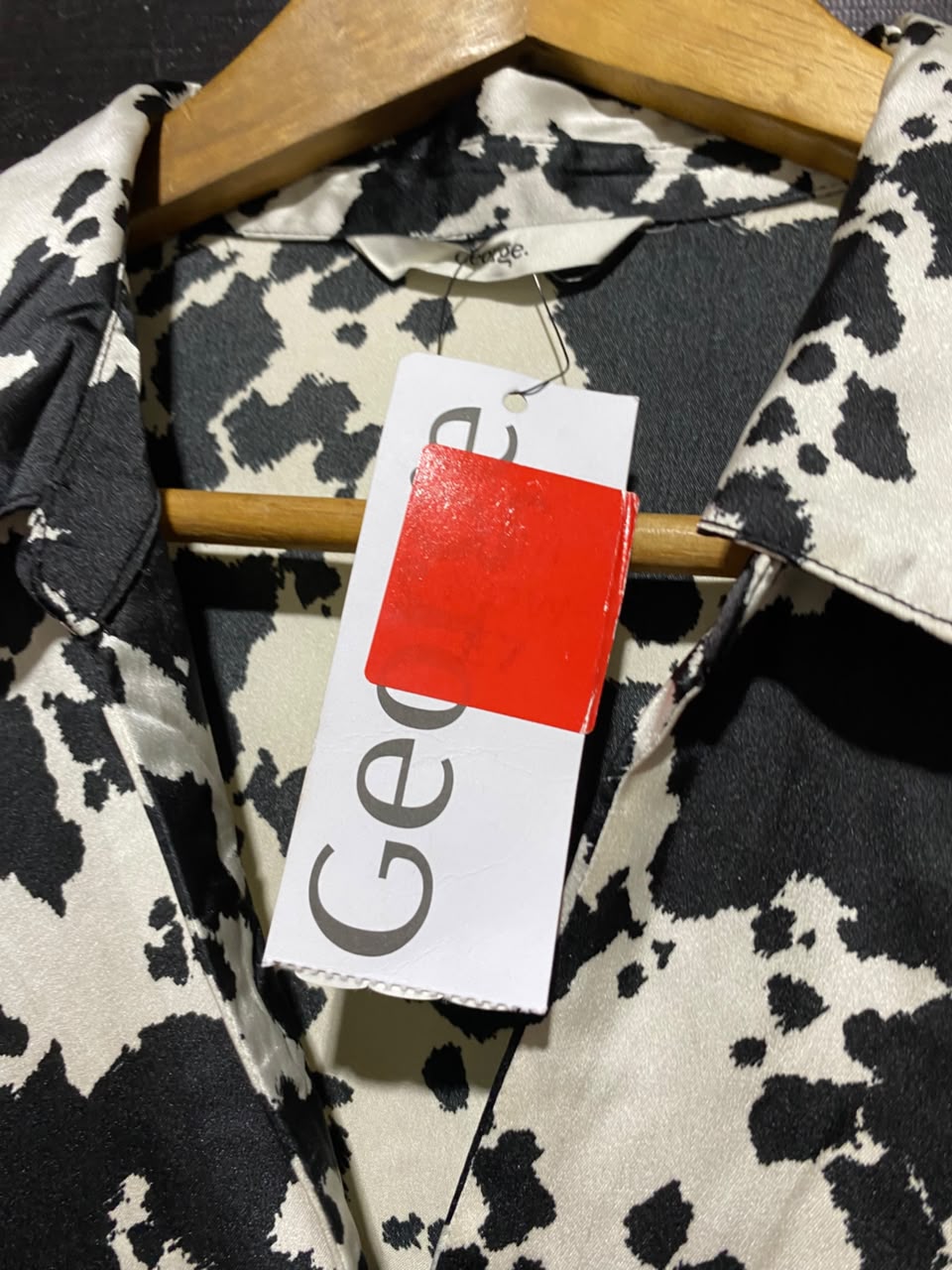 GEORGE |XL| BUST 27| B49| BLACK AND WHITE COW PRINT SATIN BUTTON-DOWN LONG SLEEVE BLOUSE