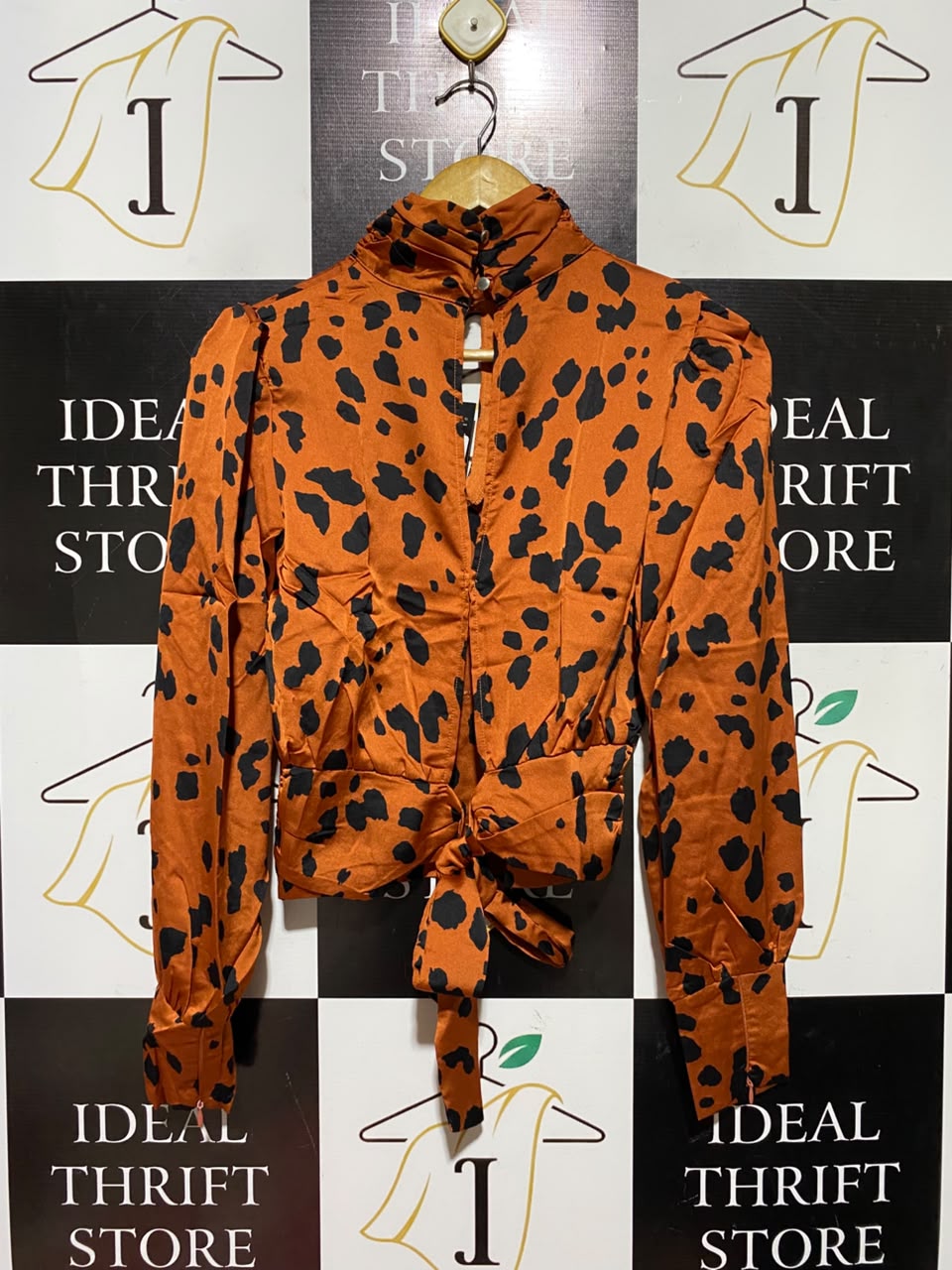 NEW LOOK |M| BUST 17| B49| ORANGE AND BLACK ANIMAL PRINT MOCK NECK SATIN BLOUSE WITH KEYHOLE CUTOUT AND TIE-WAIST