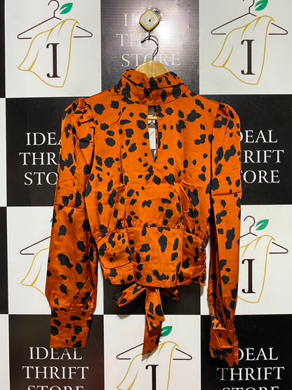 NEW LOOK |M| BUST 17| B49| ORANGE AND BLACK ANIMAL PRINT MOCK NECK SATIN BLOUSE WITH KEYHOLE CUTOUT AND TIE-WAIST