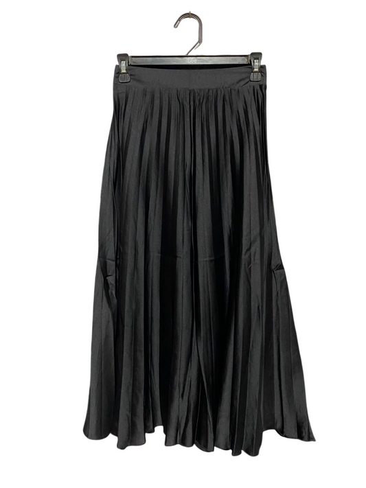 NEW LOOK |XS| WAIST 24| B50| BLACK PLEATED GEORGETTE MAXI SKIRT