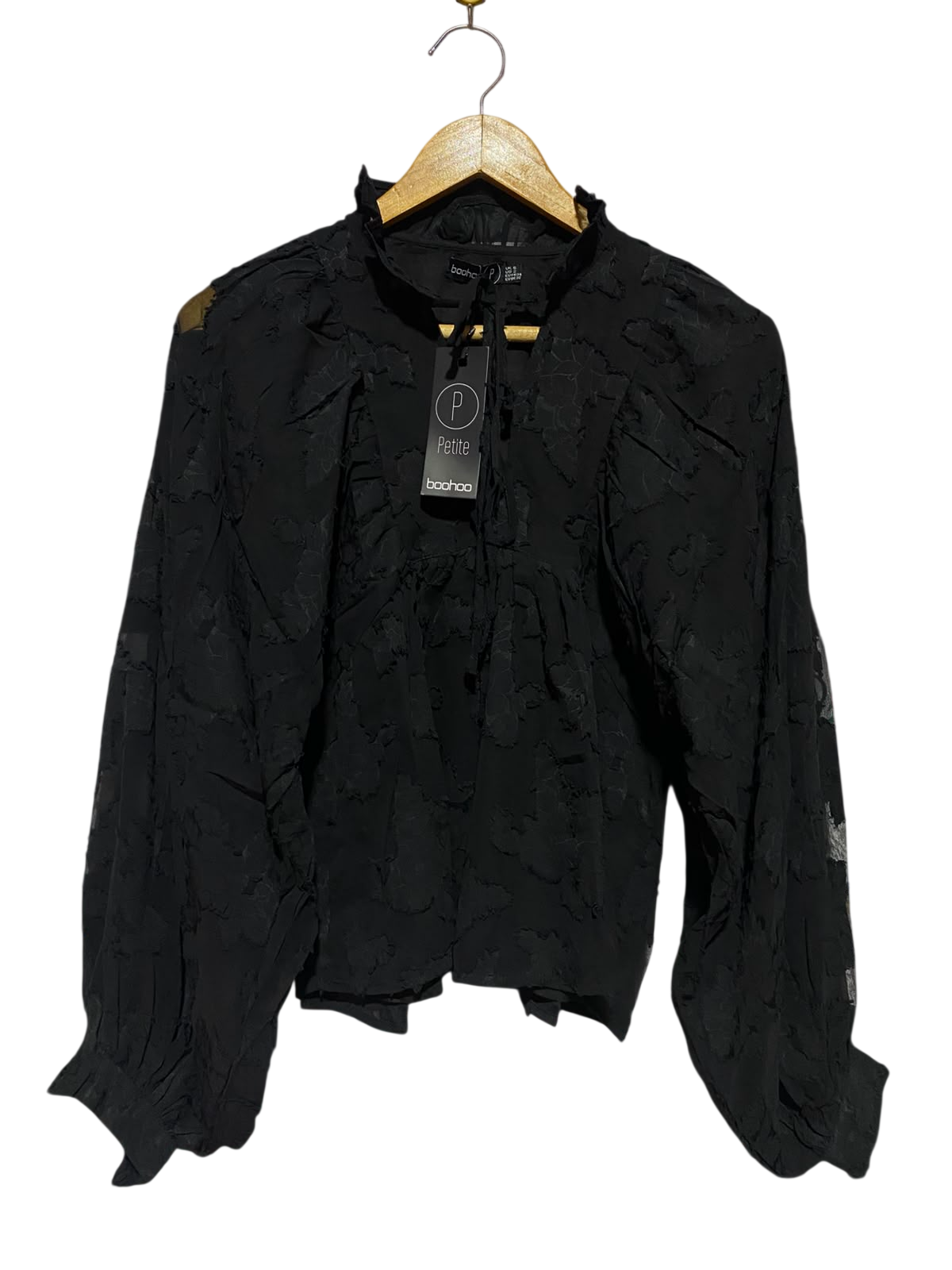 BOOHOO |S| BUST FREE| A1| PETITE BLACK TEXTURED JACQUARD TIE NECK BLOUSE