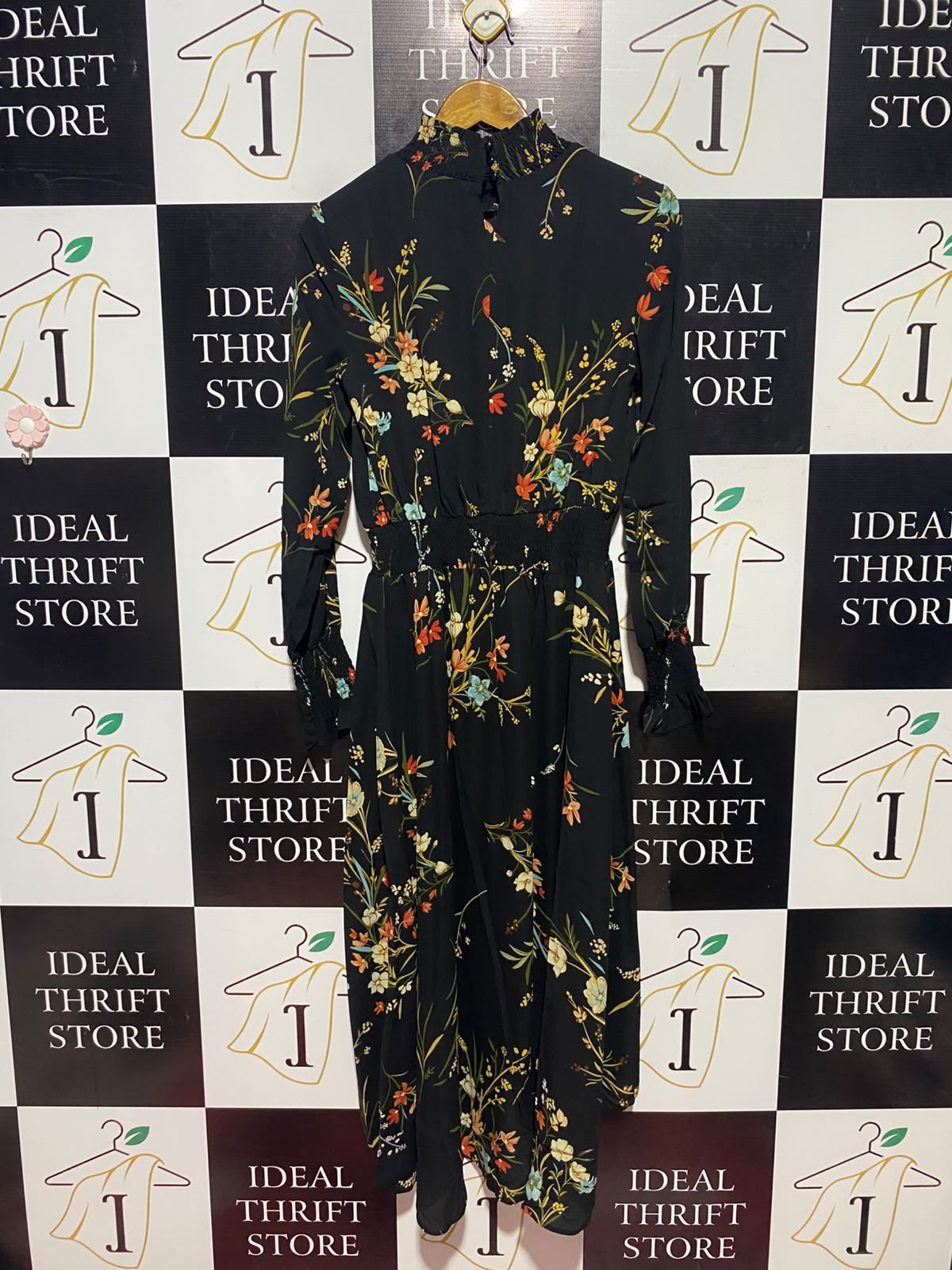 NANETTE |S| BUST 16| A1| BLACK BOHO FLORAL HIGH SHIRRED NECK HIGH-LOW MIDI DRESS
