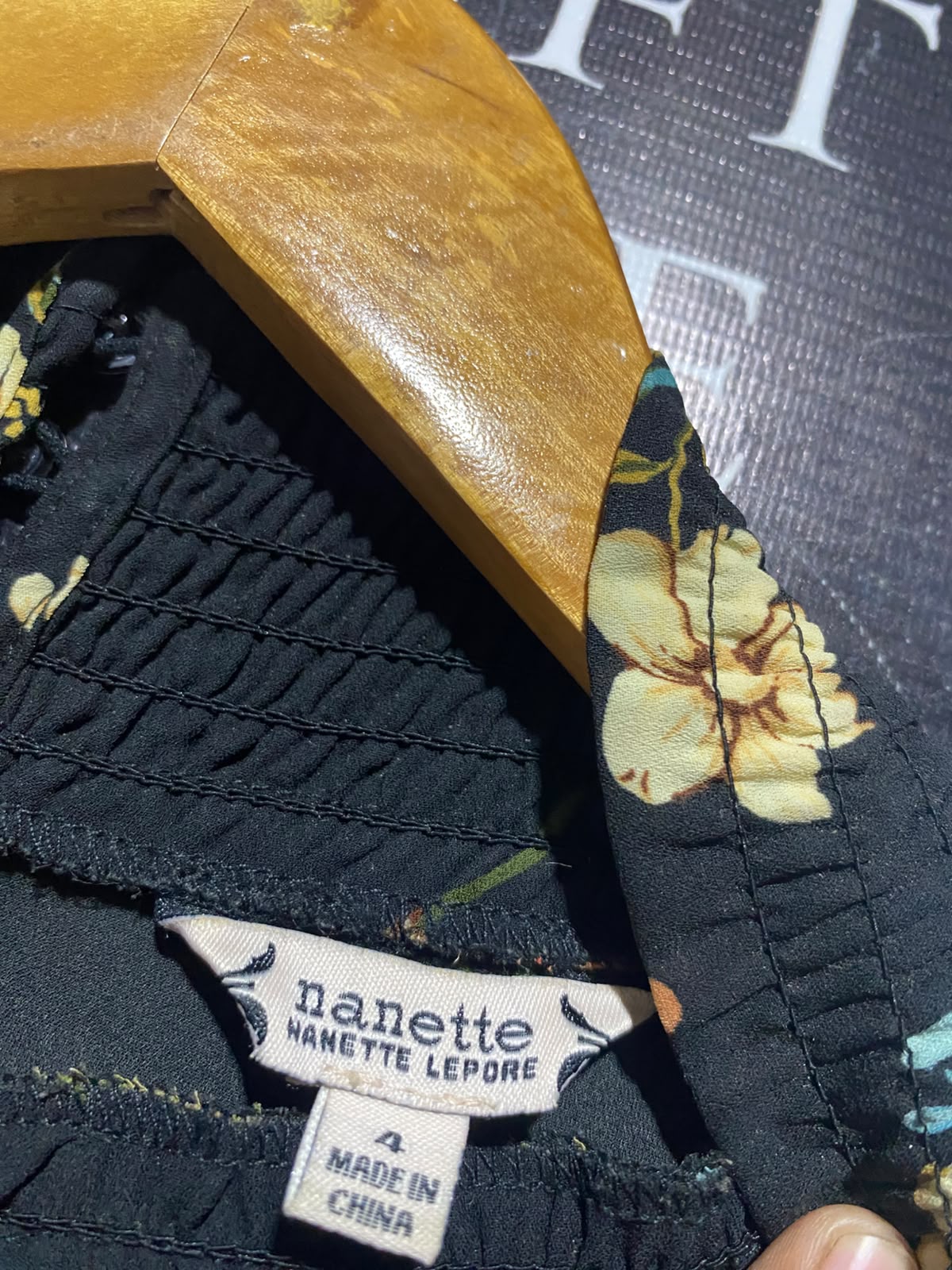 NANETTE |S| BUST 16| A1| BLACK BOHO FLORAL HIGH SHIRRED NECK HIGH-LOW MIDI DRESS