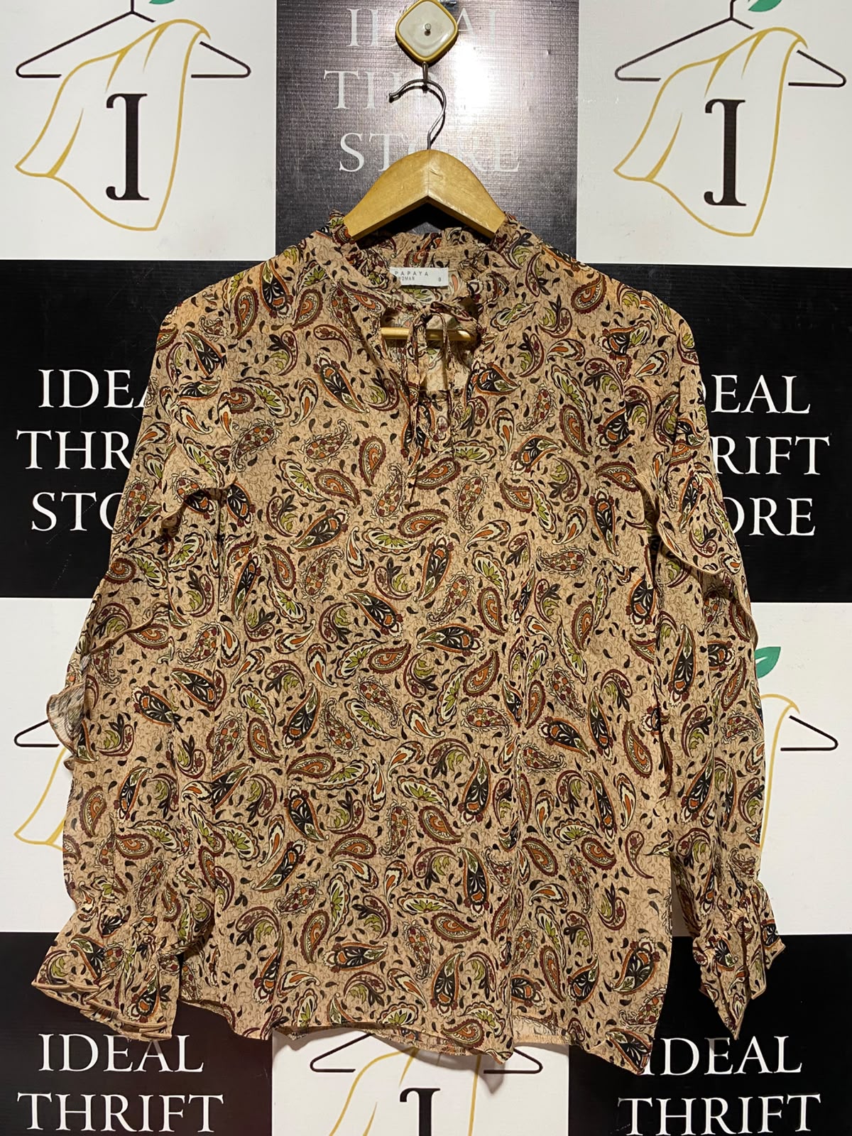 PAPAYA |S| BUST 18| A1| TAN PAISLEY PRINT RUFFLE SLEEVE TIE NECK BLOUSE