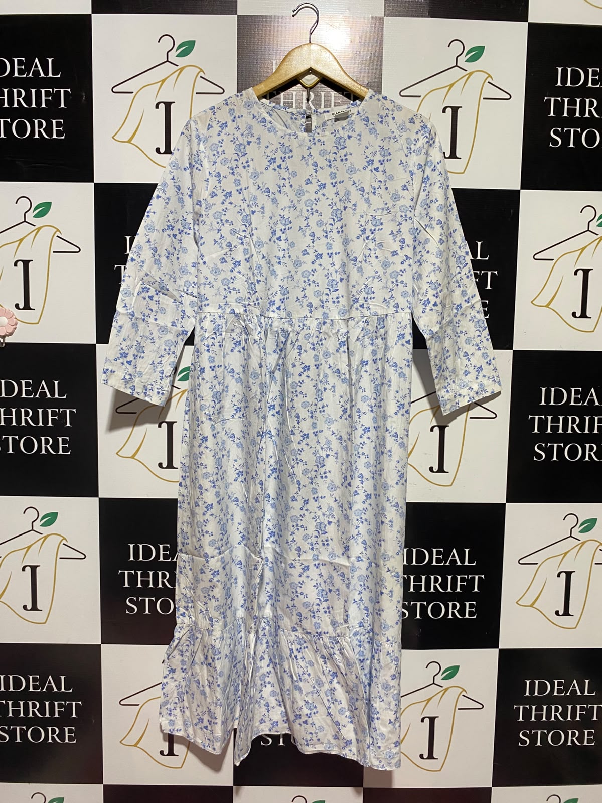 GLAMOROUS |L| BUST 21| A1| GLAMOROUS BLUE & WHITE DITSY FLORAL TIERED MIDI DRESS