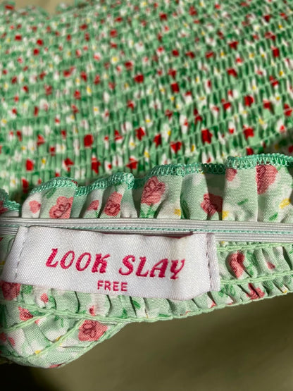 LOOK SLAY |XS| BUST 10| B50| MINT GREEN DITSY FLORAL SMOCKED OFF-THE-SHOULDER CROP TOP