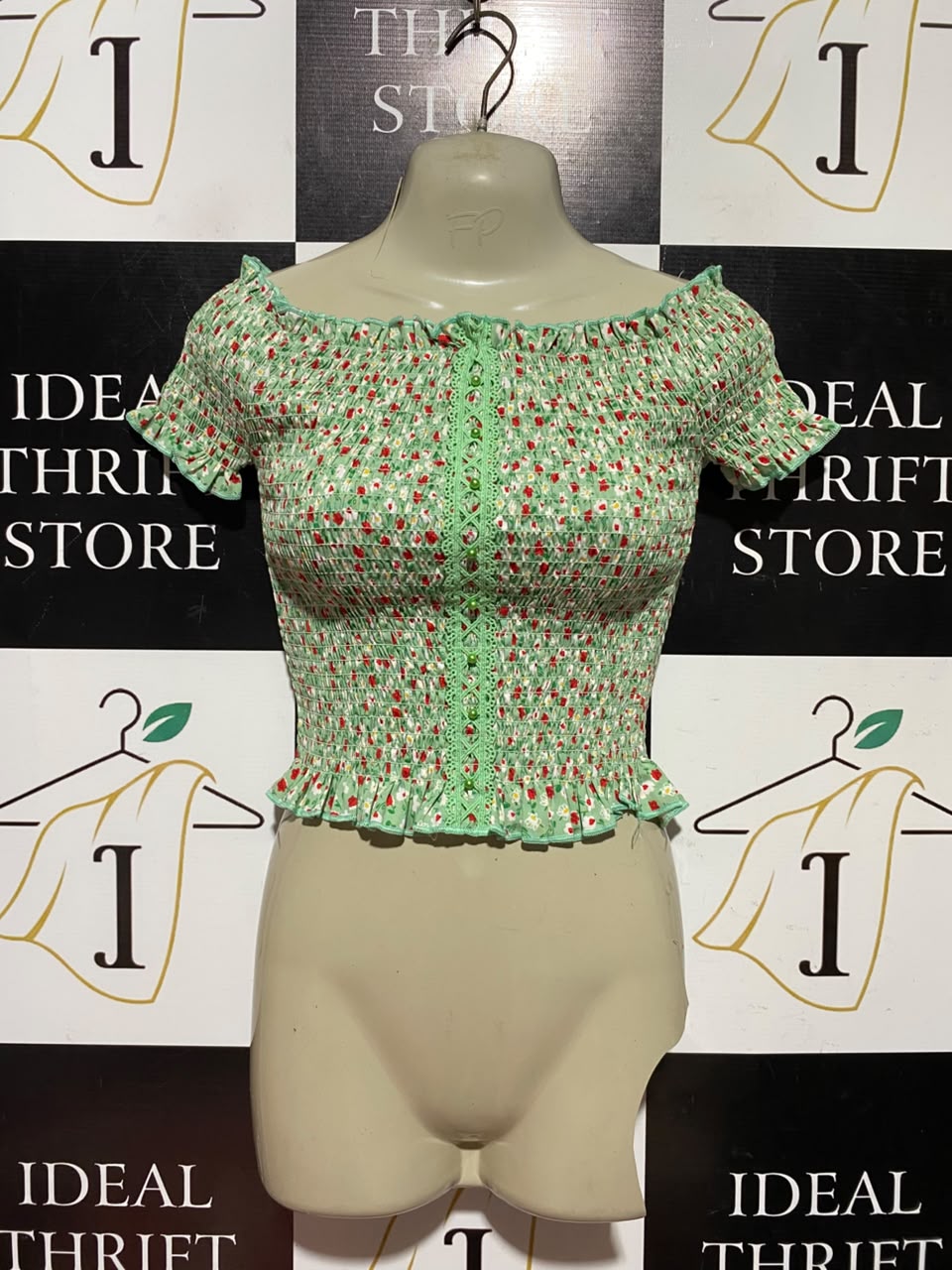 LOOK SLAY |XS| BUST 10| B50| MINT GREEN DITSY FLORAL SMOCKED OFF-THE-SHOULDER CROP TOP