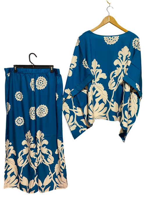 SHEIN CURVE |XXL| A2| TEAL BLUE AND CREAM DAMASK PRINT TWO-PIECE CO-ORD SET