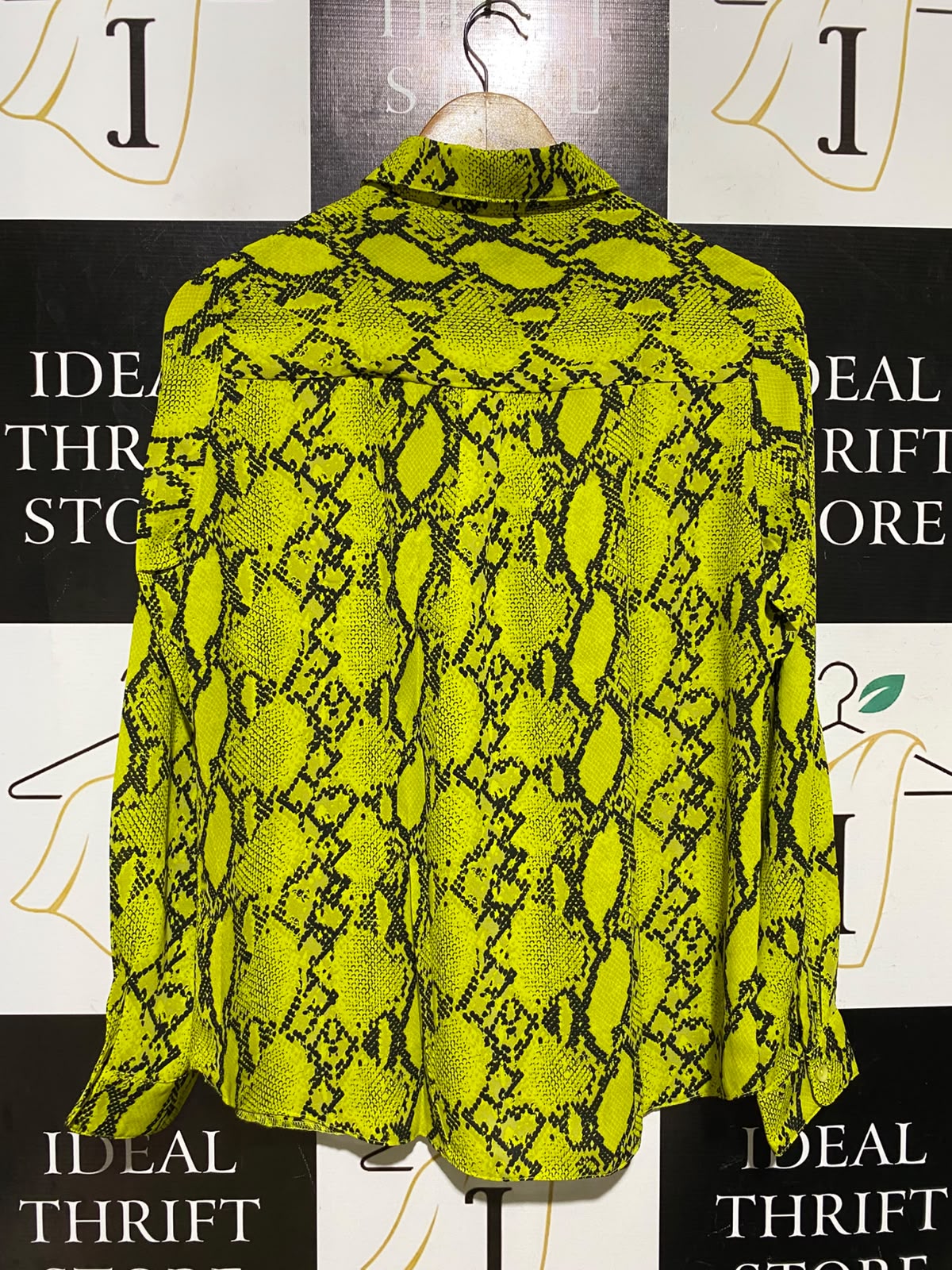 NEW LOOK |M| BUST 19| A2| LIME GREEN NEON SNAKESKIN PRINT BUTTON-DOWN LONG-SLEEVE SHIRT BLOUSE