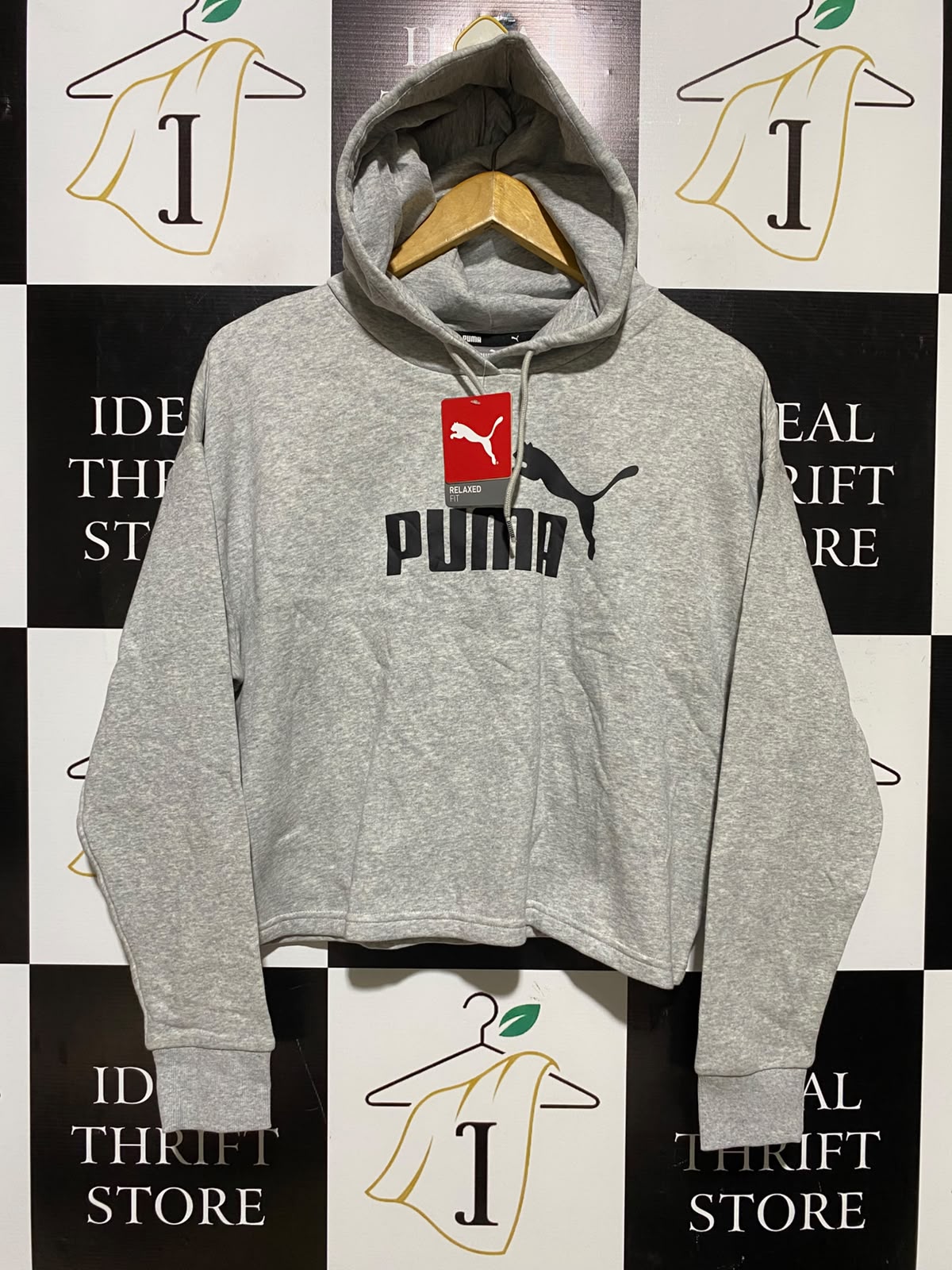 PUMA |M| BUST 23| A2| GREY ESSENTIALS RELAXED FIT CROPPED PULLOVER HOODIE SWEATSHIRT