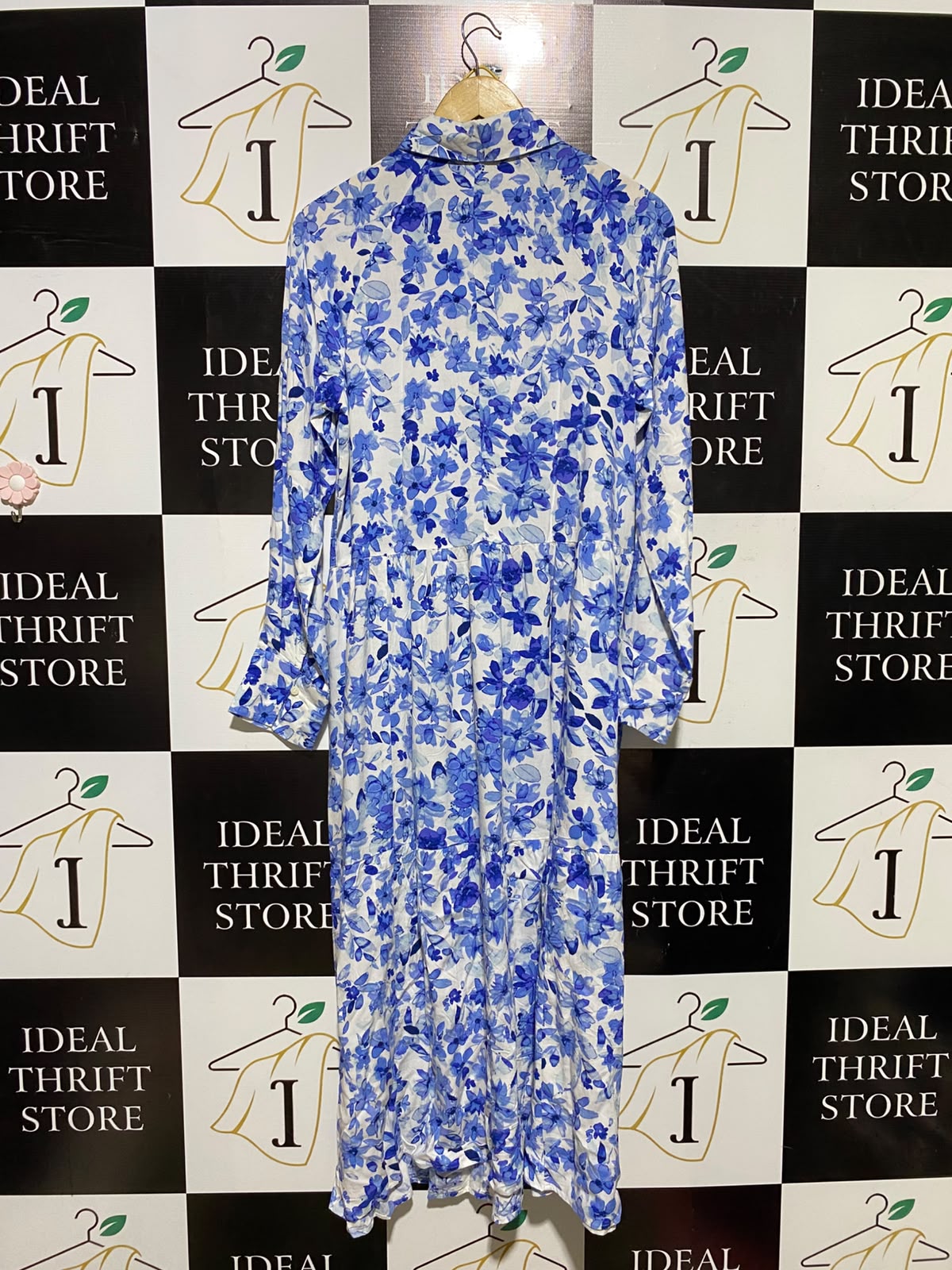 H&M |M| BUST 18| A1| BLUE AND WHITE FLORAL TIERED SHIRT DRESS COLLARED LONG-SLEEVE MIDI MAXI DRESS