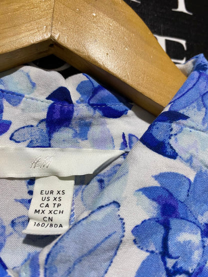 H&M |M| BUST 18| A1| BLUE AND WHITE FLORAL TIERED SHIRT DRESS COLLARED LONG-SLEEVE MIDI MAXI DRESS