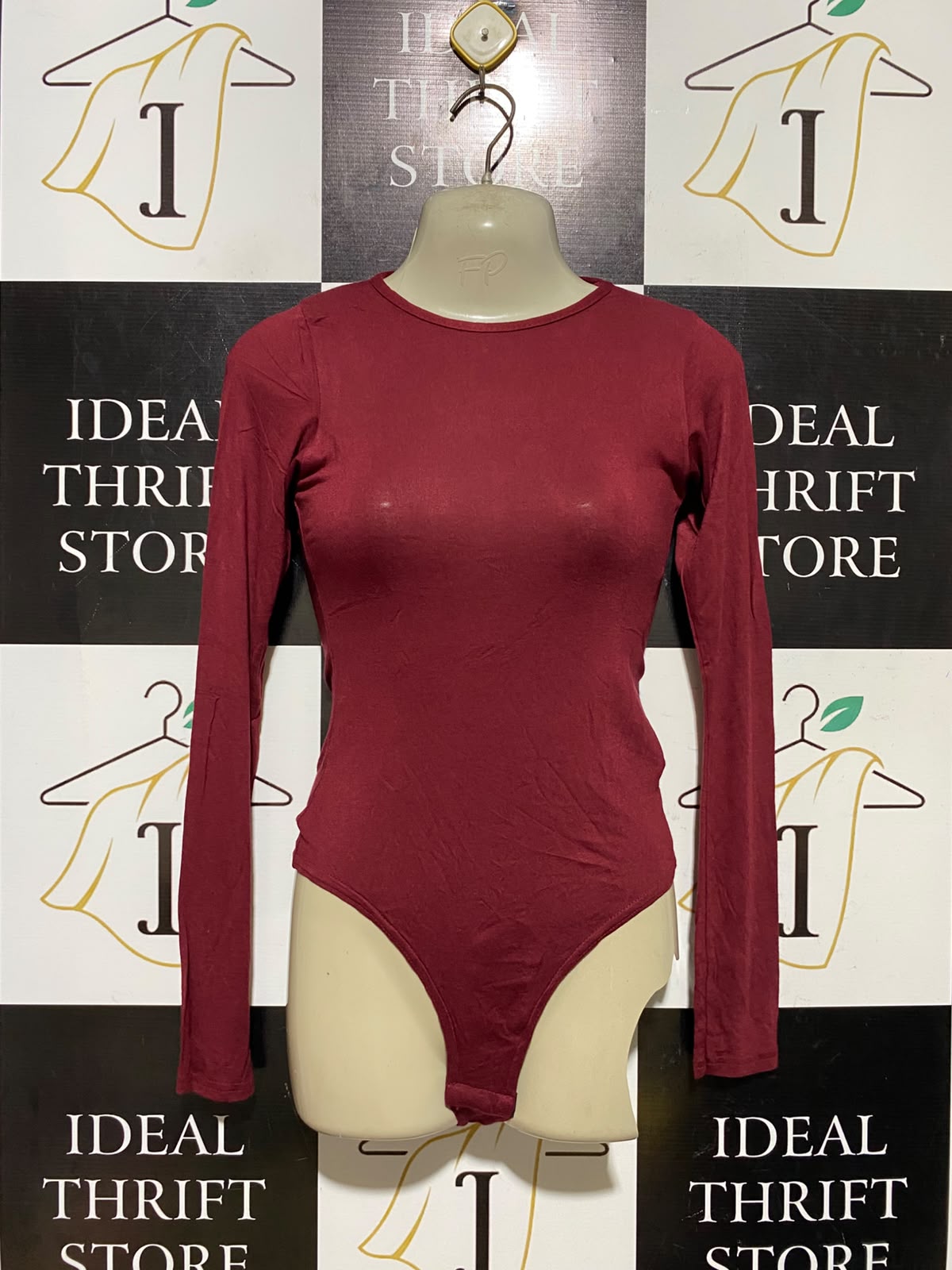 PRETTYLITTLE THING |S| BUST 15| A1| BURG_UNDY RED LONG SLEEVE CREW NECK BODYSUIT STRETCH THONG BOTTOM BASICS