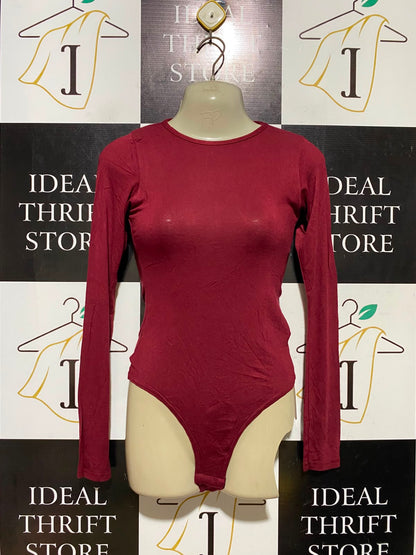 PRETTYLITTLE THING |S| BUST 15| A1| BURG_UNDY RED LONG SLEEVE CREW NECK BODYSUIT STRETCH THONG BOTTOM BASICS