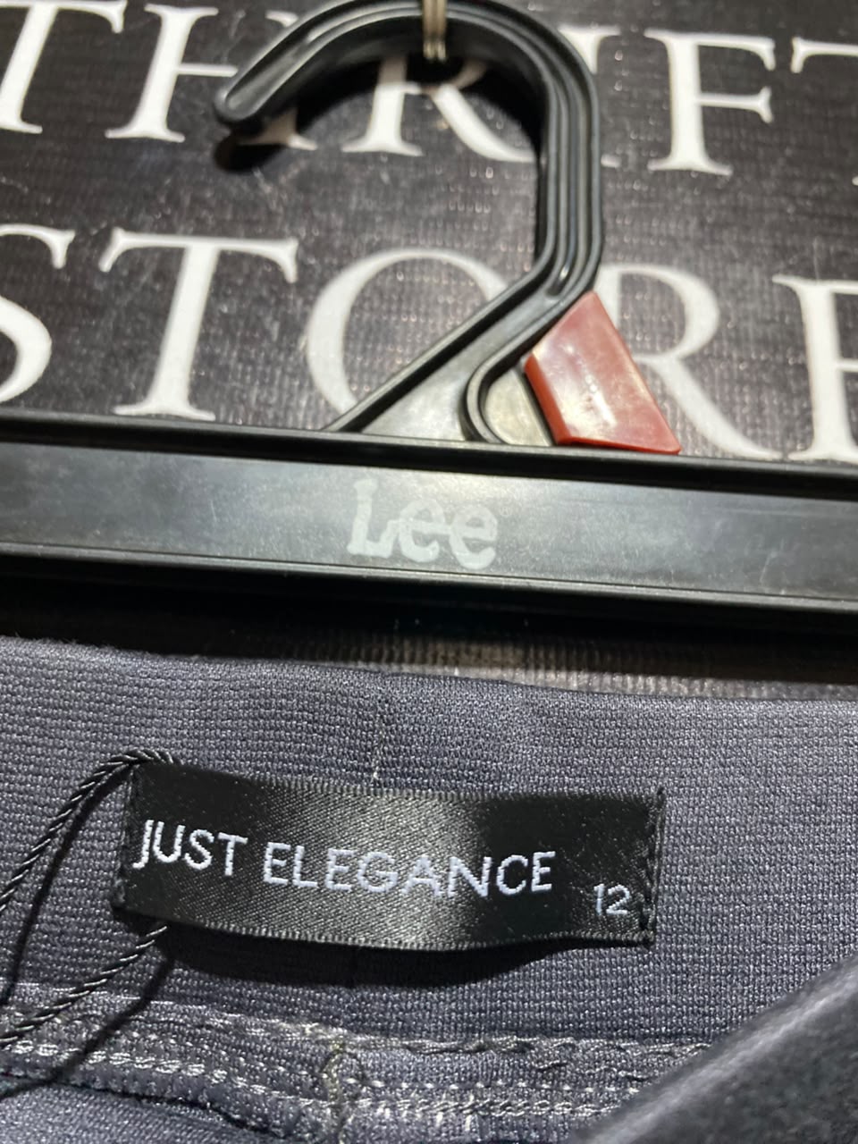JUST ELEGANCE |M| WAIST 29| A1| CHARCOAL GREY STRAIGHT LEG STRETCH PANTS, NEW WITH TAGS