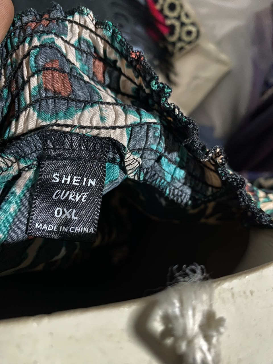 SHEIN CURVE |XL| BUST 19| A1| VIBRANT EMERALD GREEN AND TAN LEOPARD PRINT SMOCKED MOCK NECK MIDI DRESS