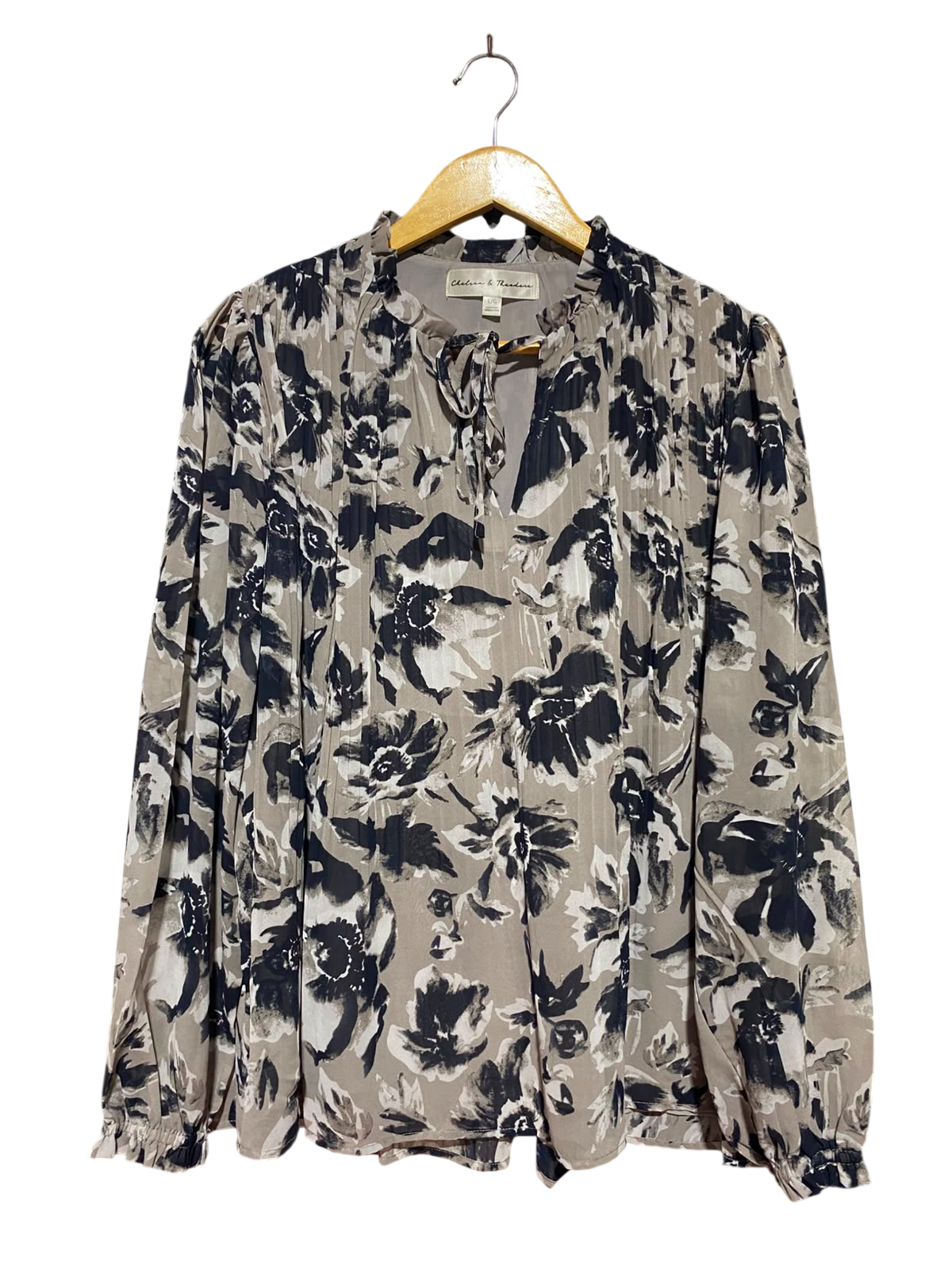 CHELSEA & THEODORE |L| BUST 20| A2| TAUPE AND BLACK WATERCOLOR FLORAL PLEATED KEYHOLE TIE BLOUSE