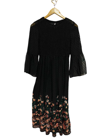 |S| BUST 15| A2| ELEGANT BLACK SWISS DOT MIDI DRESS WITH EMBROIDERED FLORAL HEM AND SMOCKED BODICE