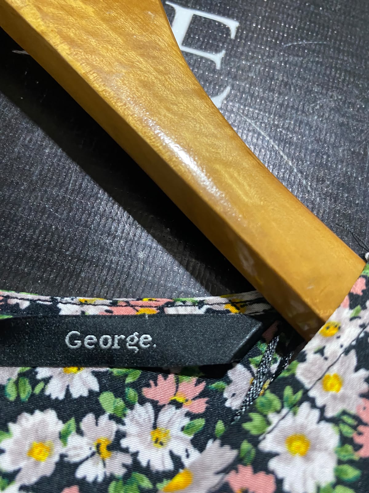 GEORGE |XL| BUST 23| A3| VINTAGE DAISY FLORAL PRINT MIDI DRESS WITH RUFFLE HEM