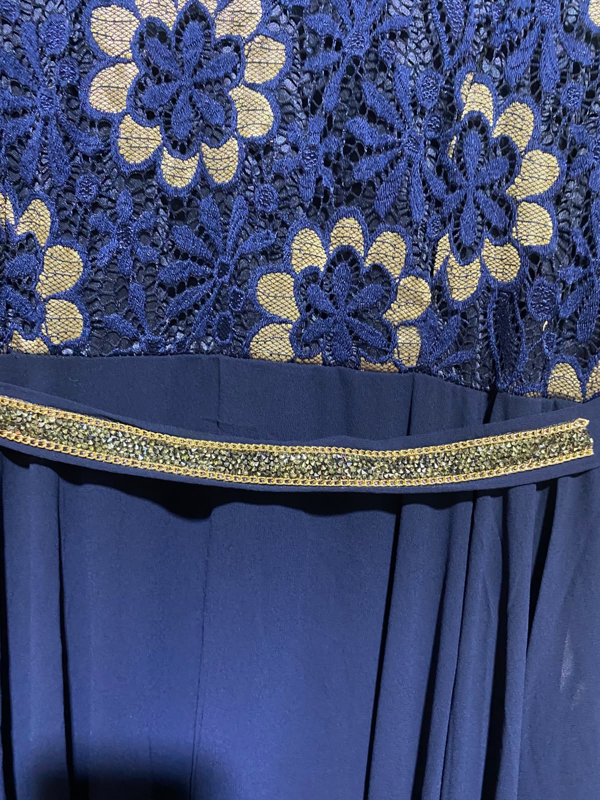 |M| BUST 18| A3| ELEGANT NAVY BLUE AND GOLD LACE MAXI GOWN WITH FLUID A-LINE SKIRT