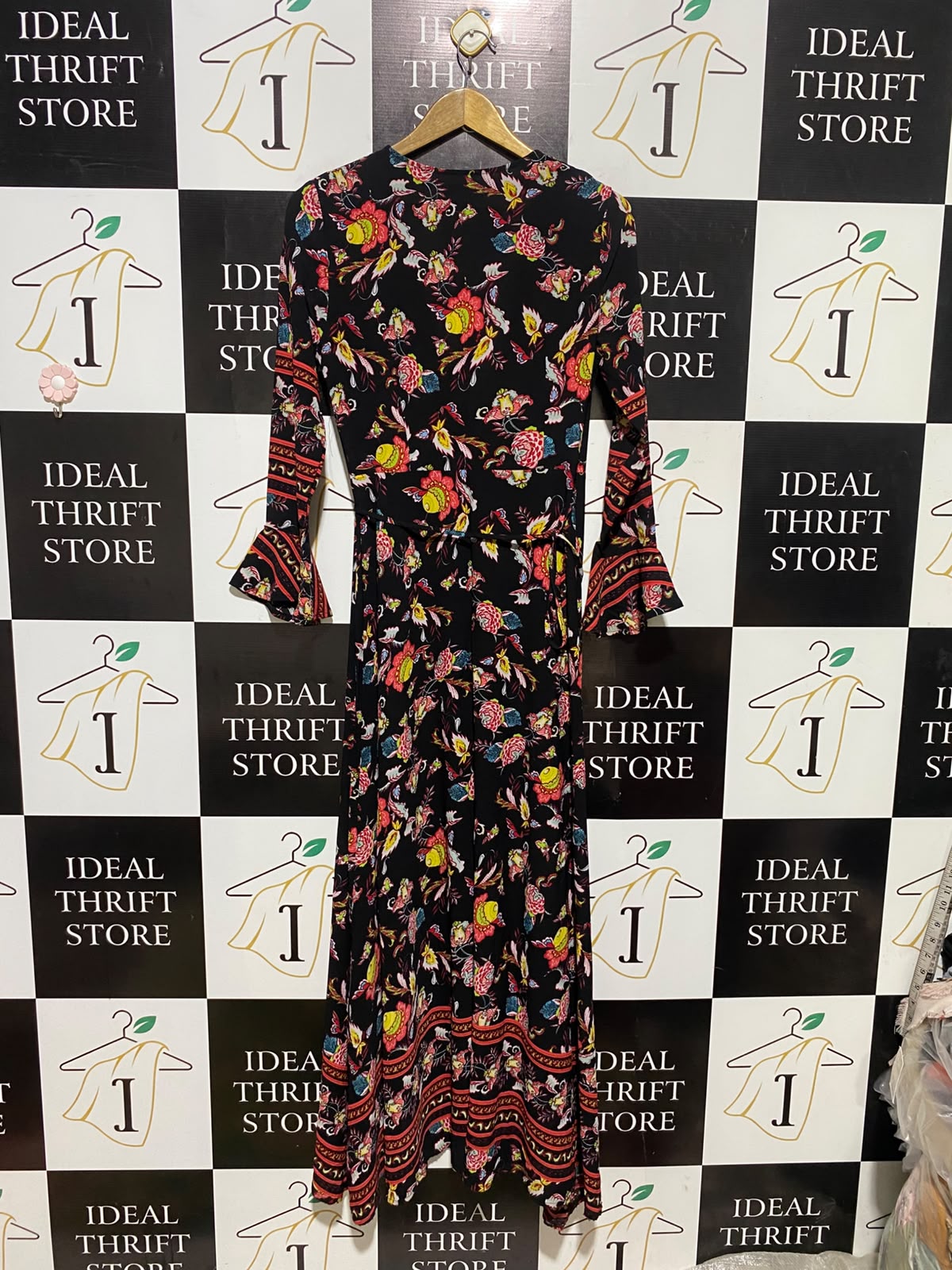 JEUVRE |M| BUST 17| A3| BOLD BOHEMIAN FLORAL WRAP MIDI DRESS WITH BELL SLEEVES