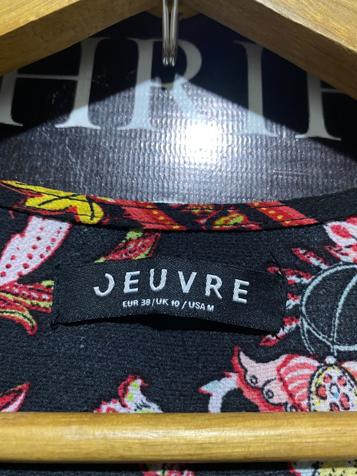 JEUVRE |M| BUST 17| A3| BOLD BOHEMIAN FLORAL WRAP MIDI DRESS WITH BELL SLEEVES