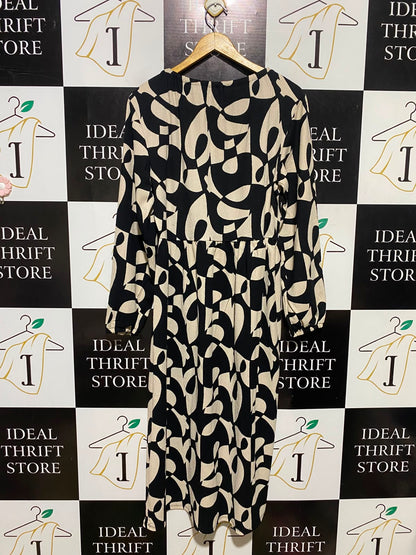 TU WOMAN |L| BUST 19| A3| RETRO CHIC MONOCHROME ABSTRACT PRINT MIDI DRESS WITH TIE NECK