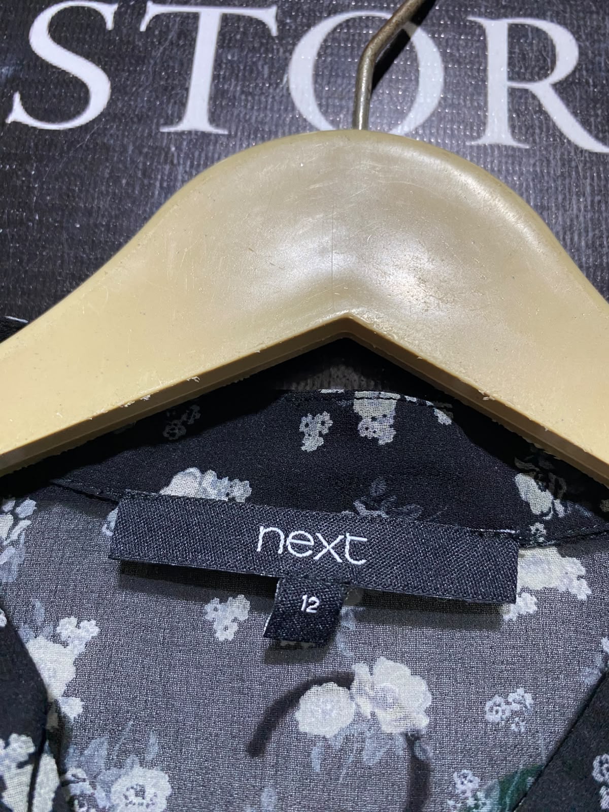NEXT |M| BUST 20| A3| CHIC SEMI-SHEER BLACK FLORAL BUTTON-DOWN TUNIC SHIRT