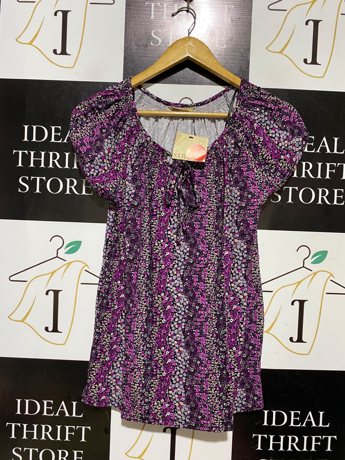 TU |M| BUST 17| A2| VIBRANT PURPLE DITSY FLORAL PRINT SHORT SLEEVE PEASANT TOP