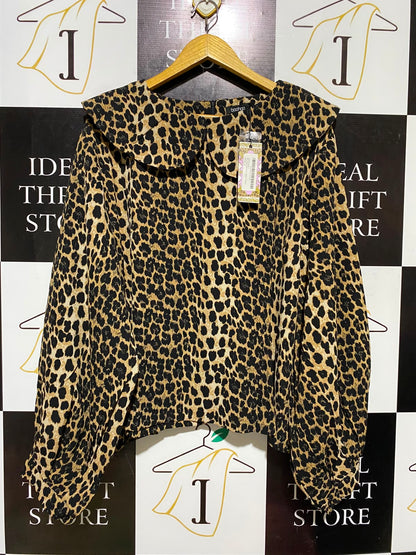 BOOHOO |XL| BUST 22| A2| BOLD LEOPARD PRINT BLOUSE WITH OVERSIZED PETER PAN COLLAR