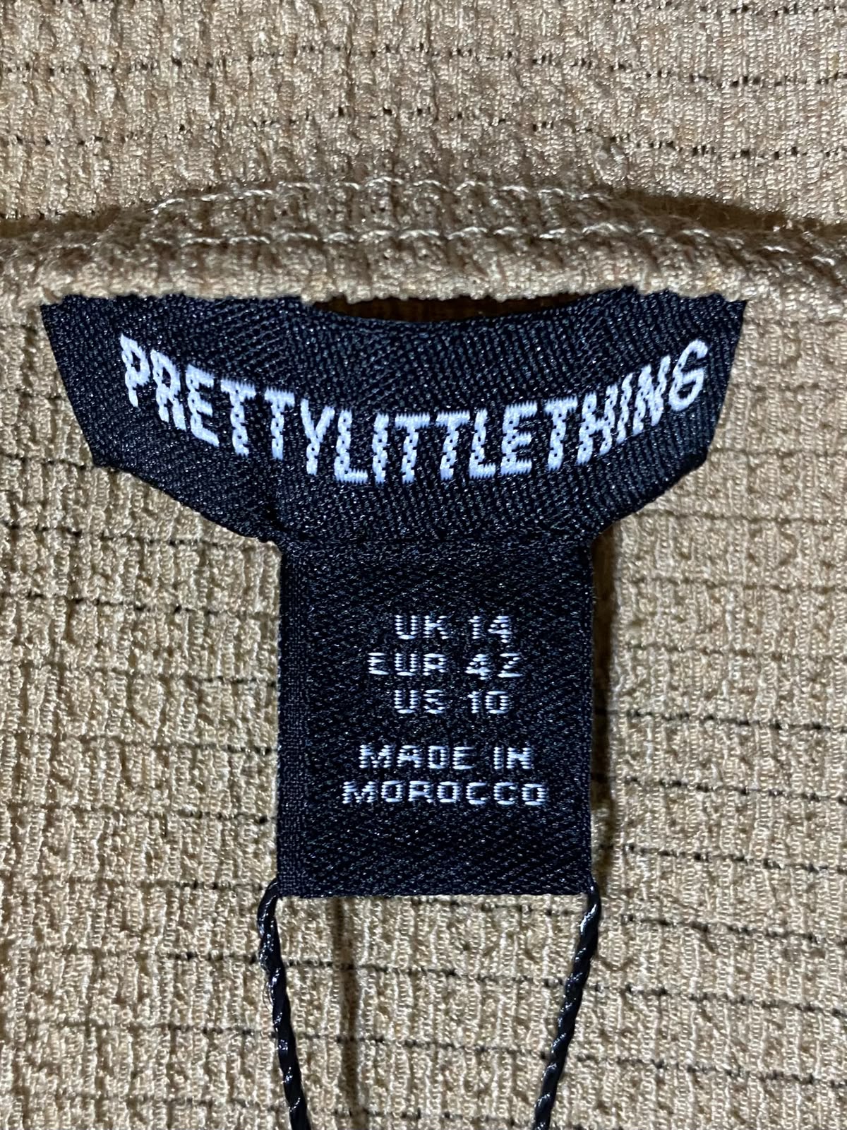 PRETTYLITTLE THING |M| BUST 18| A2| CHIC TAN WAFFLE-KNIT LONG SLEEVE MAXI BODYCON DRESS