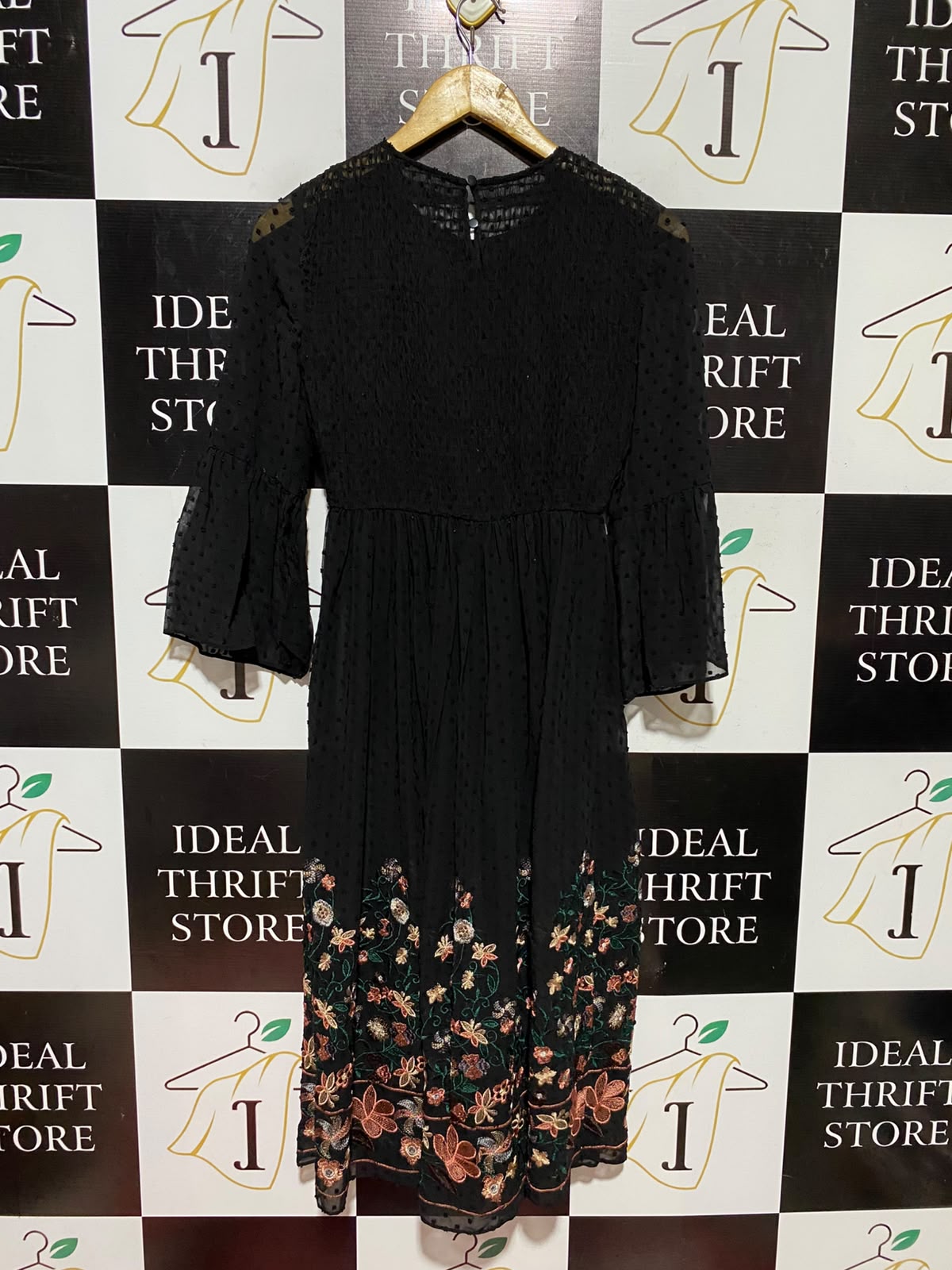 |S| BUST 15| A2| ELEGANT BLACK SWISS DOT MIDI DRESS WITH EMBROIDERED FLORAL HEM AND SMOCKED BODICE