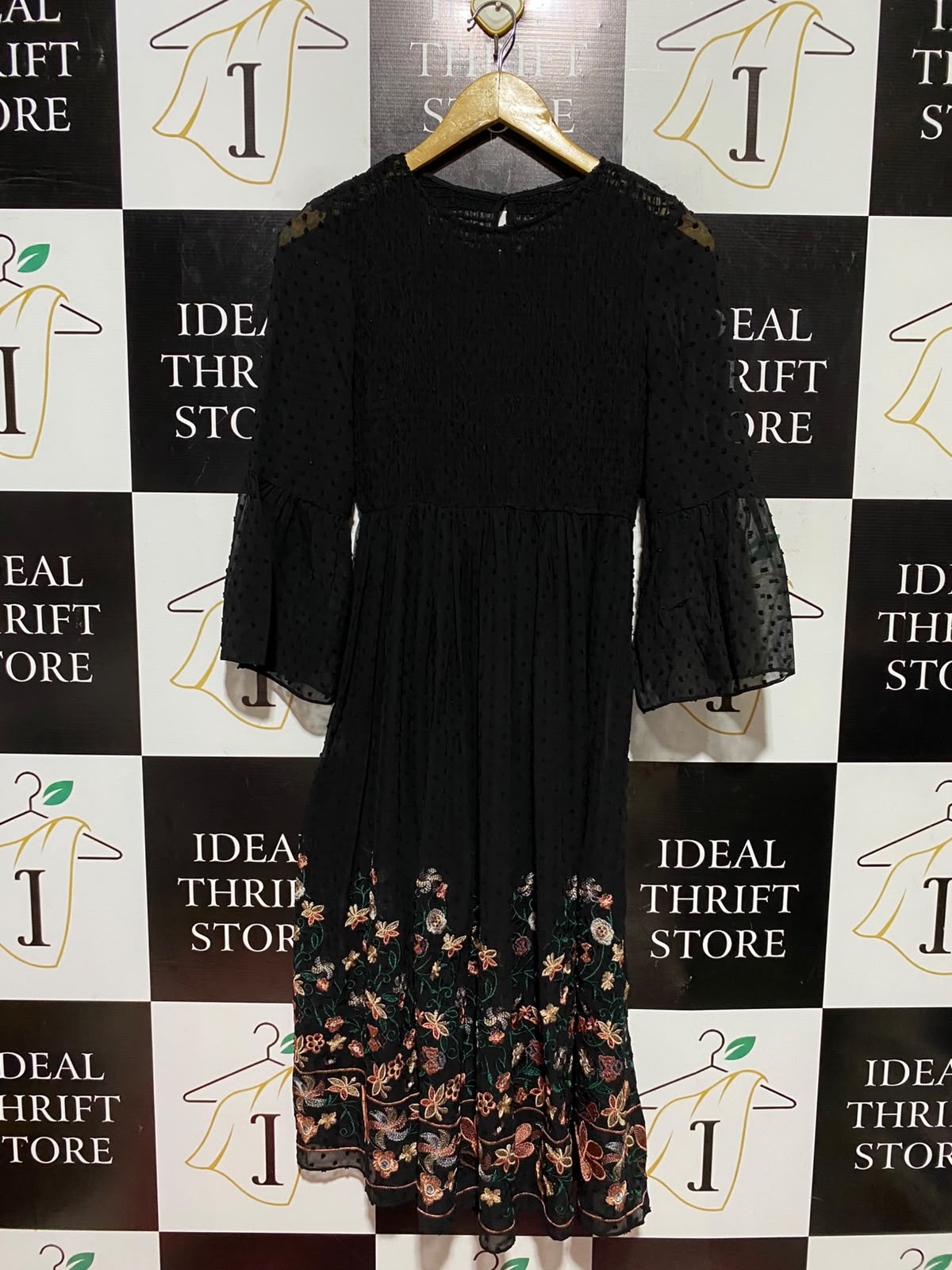 |S| BUST 15| A2| ELEGANT BLACK SWISS DOT MIDI DRESS WITH EMBROIDERED FLORAL HEM AND SMOCKED BODICE