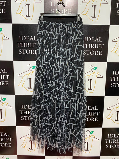 SHENG |XS| WAIST 25| A2| BLACK AND GREY ABSTRACT GEOMETRIC PLEATED MESH MAXI SKIRT NWT