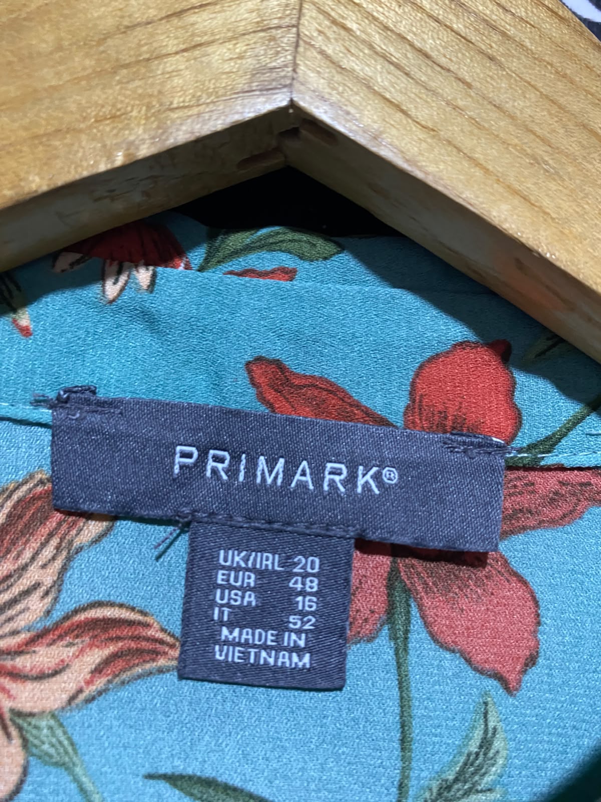 PRIMARK |L| BUST 23| A2| SAGE GREEN BOTANICAL FLORAL PRINT LONG SLEEVE BUTTON-DOWN BLOUSE