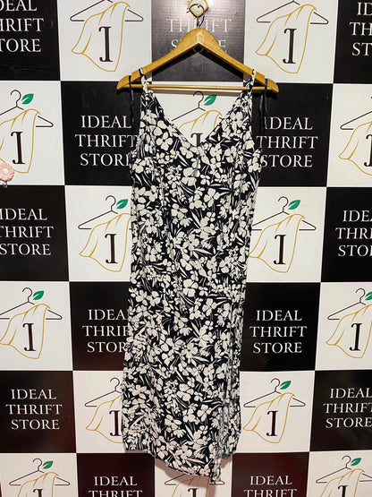 PRIMARK |M| BUST 18| A2| BLACK AND WHITE FLORAL V-NECK SPAGHETTI STRAP MIDI SLIP DRESS WITH SIDE SLIT