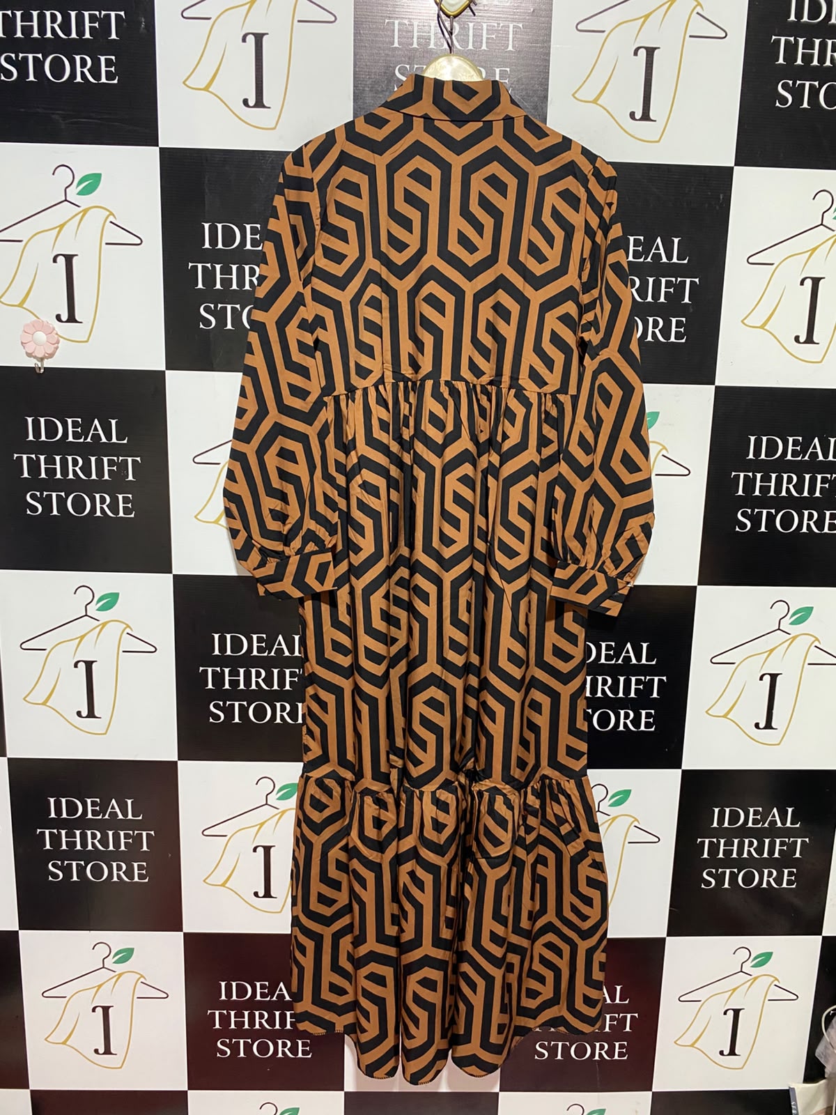 NEW COLLECTION |L| BUST 20| A2| BROWN AND BLACK RETRO GEOMETRIC PRINT TIERED LONG SLEEVE SHIRT DRESS MAXI