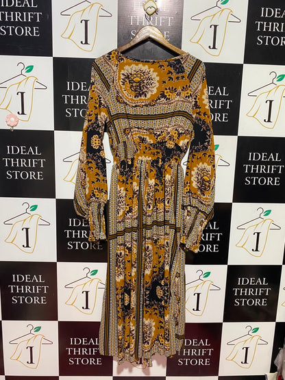 BOOHOO |M| BUST 17| A2| MUSTARD AND BLACK PAISLEY BORDER PRINT LONG SLEEVE MAXI DRESS