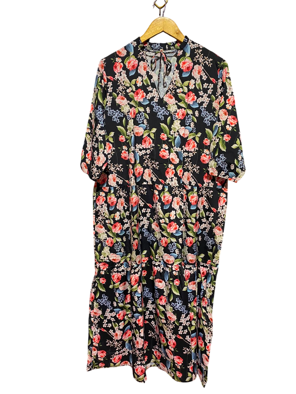 |XL| BUST 21| A3| BLACK MULTICOLOR ROSE FLORAL TIERED MAXI DRESS WITH TIE-NECK